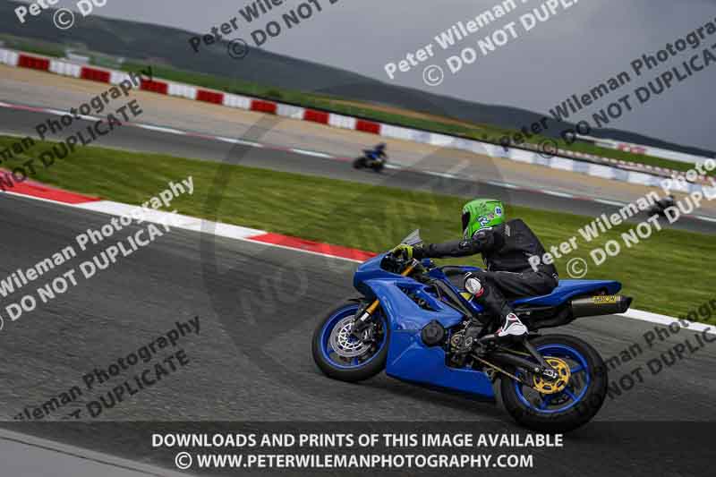 cadwell no limits trackday;cadwell park;cadwell park photographs;cadwell trackday photographs;enduro digital images;event digital images;eventdigitalimages;navarra;no limits trackdays;peter wileman photography;racing digital images;trackday digital images;trackday photos